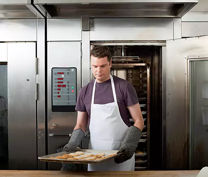 Why Clifton, NJ Kitchens Trust Clifton Appliance Pro for Commercial Oven Repair?